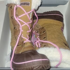 London Fog Brown and Pink Snow Boots